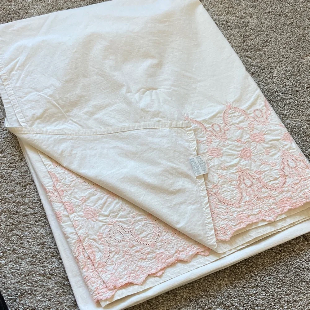 Vintage 90s D. Porthault For Dan Rivers Flat Sheet Scalloped Hem Embroidered